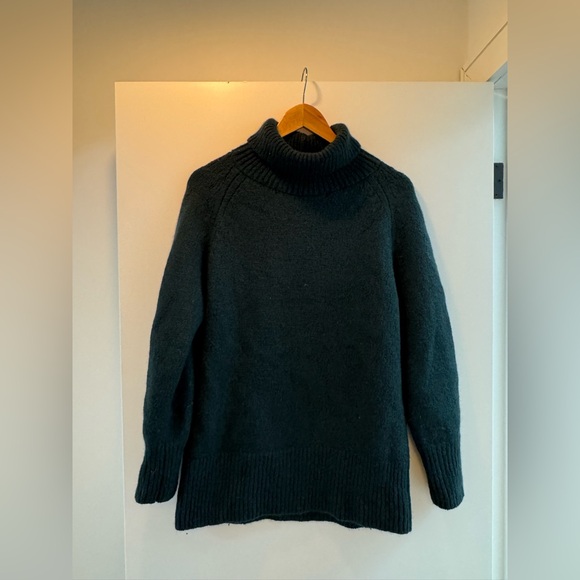 Babaton Forest Green Alpaca Turtleneck Women's Medium - Picture 2 of 3